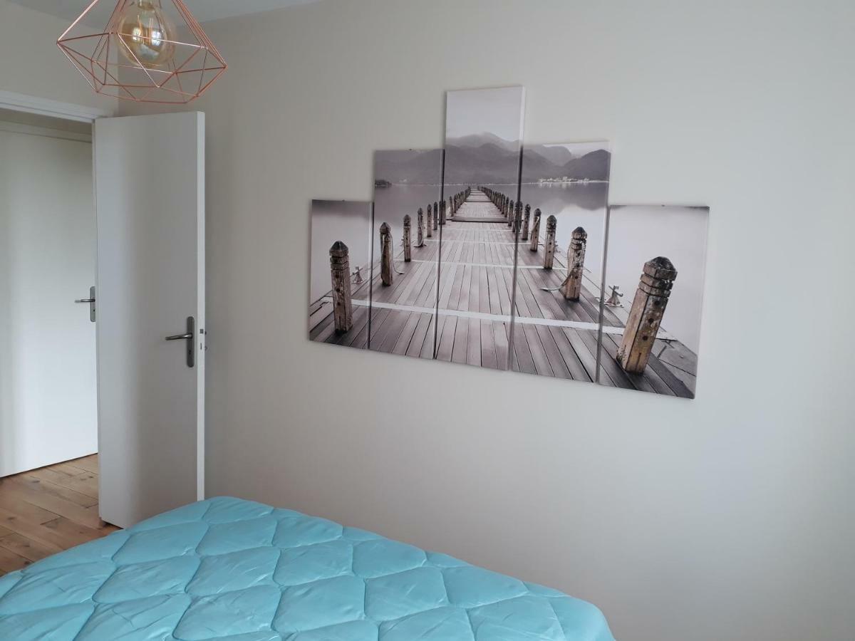 Gite " Le Vieux Noyer" Liesville-sur-Douve Екстериор снимка